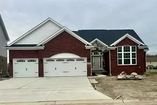 20077 Dovetail Dr, Trenton, MI 48183 - Photo 11