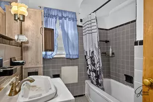 19335 Trinity St, Detroit, MI 48219 - Photo 11