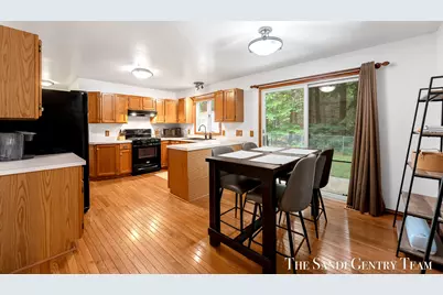 18362 168th Avenue, Spring Lake, MI 49456 - Photo 13