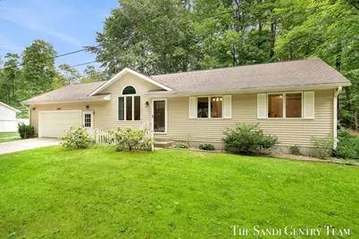 18362 168th Avenue, Spring Lake, MI 49456 - Photo 3