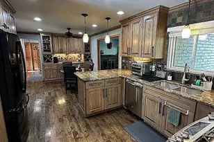 38894 Winkler St, Harrison Township, MI 48045 - Photo 7