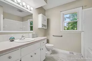1296 Katrina Dr SE, Grand Rapids, MI 49508 - Photo 15