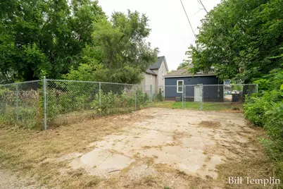1749 Jefferson Avenue SE, Grand Rapids, MI 49507 - Photo 39