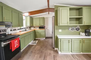2856 W Carleton Rd, Hillsdale, MI 49242 - Photo 5