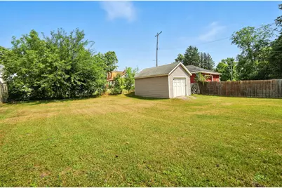 332 W Upton Avenue, Reed City, MI 49677 - Photo 3