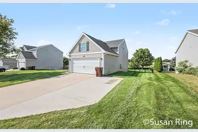 282 Vansen Drive, Kent City, MI 49330 - Photo 3