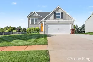 282 Vansen Dr, Kent City, MI 49330 - Photo 3
