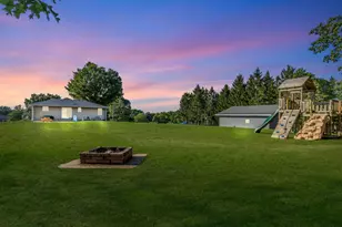 10390 Lovers Ln NW, Grand Rapids, MI 49534 - Photo 33