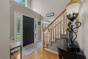 913 Darwin Dr, Chelsea, MI 48118 - Photo 9