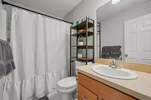 913 Darwin Dr, Chelsea, MI 48118 - Photo 19