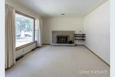 18452 168th Avenue, Spring Lake, MI 49456 - Photo 7
