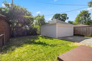 18050 Wisconsin St, Detroit, MI 48221 - Photo 31