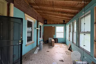 216 W Chestnut St, Albion, MI 49224 - Photo 5