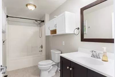 228 E Bacon Street, Hillsdale, MI 49242 - Photo 17
