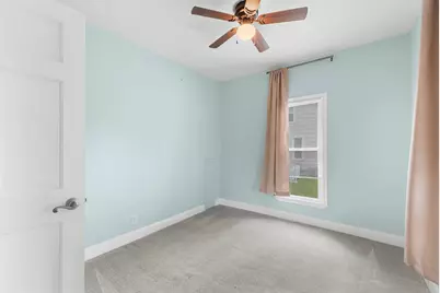 228 E Bacon Street, Hillsdale, MI 49242 - Photo 13