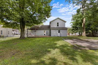 228 E Bacon Street, Hillsdale, MI 49242 - Photo 39