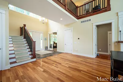421 N Lake Drive, Caledonia, MI 49316 - Photo 9