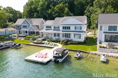 421 N Lake Drive, Caledonia, MI 49316 - Photo 3