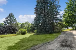 4500 W Howard City-Edmore, Six Lakes, MI 48886 - Photo 55