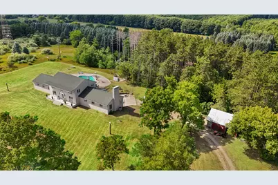 4500 W W Howard City-Edmore, Six Lakes, MI 48886 - Photo 57