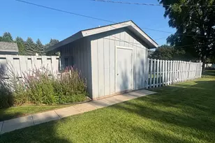 1117 Madison Ave, Sturgis, MI 49091 - Photo 3