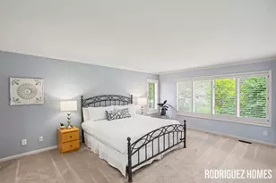 6270 Heathmoor Ct SE, Grand Rapids, MI 49546 - Photo 17