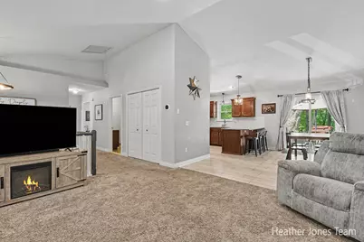 6936 Schmeid Road, Lakeview, MI 48850 - Photo 7