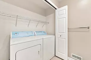 1364 Tanager Ln, Kalamazoo, MI 49009 - Photo 11