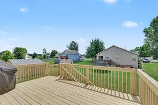 710 Chary Glen Dr NW, Kent City, MI 49330 - Photo 5