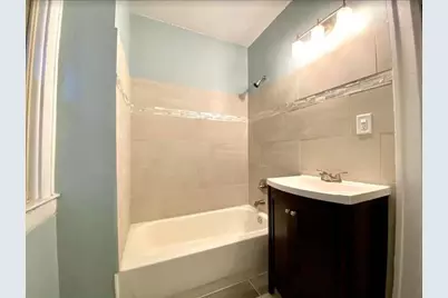 1721 Atkinson Street #Upper, Detroit, MI 48206 - Photo 5