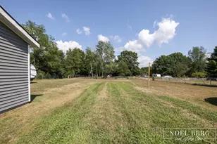 1104 S Drent Rd, Muskegon, MI 49442 - Photo 33
