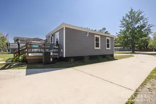 1104 S Drent Rd, Muskegon, MI 49442 - Photo 31