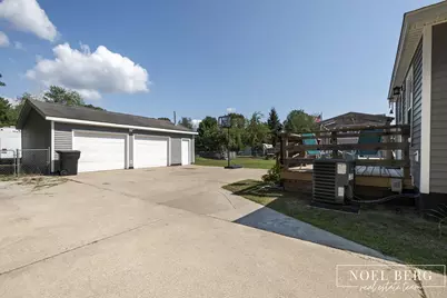 1104 S Drent Road, Muskegon, MI 49442 - Photo 3