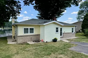 8980 Loveless Dr NE, Rockford, MI 49341 - Photo 5