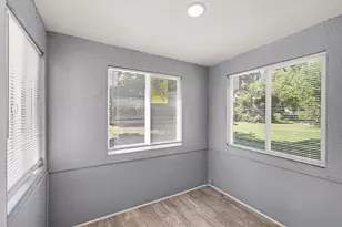 113 E Robinson St, Jackson, MI 49203 - Photo 13