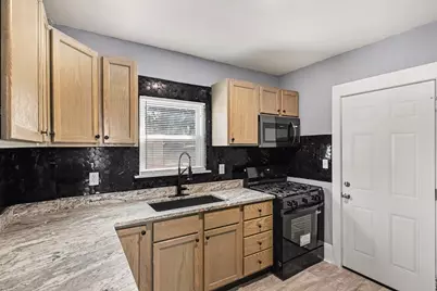 113 E Robinson Street, Jackson, MI 49203 - Photo 11