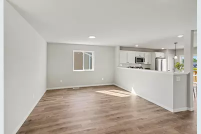 13752 Oasis Avenue, Holland, MI 49424 - Photo 7