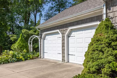 1375 S Woodland Court, Saline, MI 48176 - Photo 5