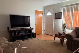 450 College Park Dr, Adrian, MI 49221 - Photo 3