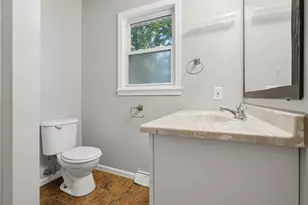 3501 Newcastle Dr SE, Grand Rapids, MI 49508 - Photo 17