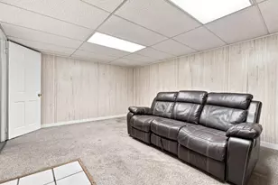3501 Newcastle Dr SE, Grand Rapids, MI 49508 - Photo 37