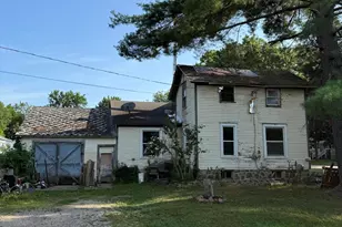 605 N Main St, Bellevue, MI 49021 - Photo 1