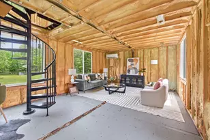 7767 Warren Woods Rd, Three Oaks, MI 49128 - Photo 5