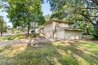 341 Country Club Terrace, Battle Creek, MI 49015 - Photo 19