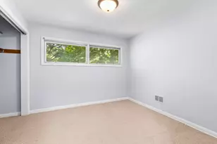 341 Country Club Terrace, Battle Creek, MI 49015 - Photo 11
