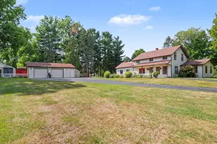 609 1/2 N Broadway St, Union City, MI 49094 - Photo 1