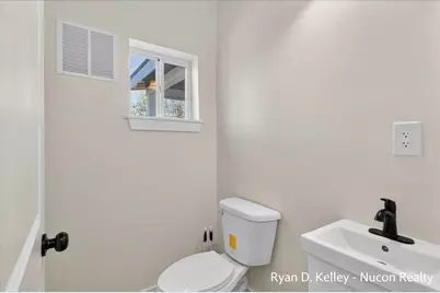 8411 Peninsula Drive W, Stanwood, MI 49346 - Photo 31
