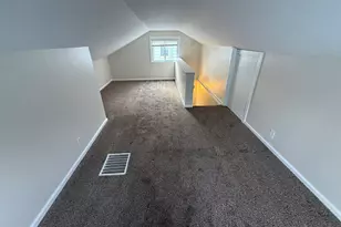 22765 Rosalind Ave, Eastpointe, MI 48021 - Photo 11