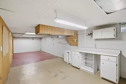 909 Moulton Avenue, Muskegon, MI 49445 - Photo 29