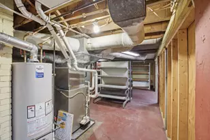 909 Moulton Ave, Muskegon, MI 49445 - Photo 31